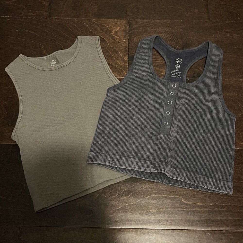Aura Set Of 2 Ribbed Cropped Tops Size Small Gray & Taupe - Picture 1 of 5